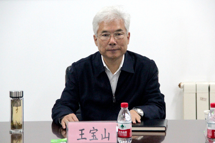 王寶山_resized.jpg